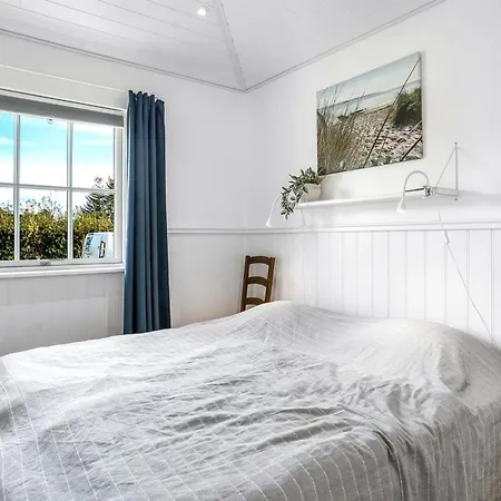 Thala - 500m From The Sea By Interhome *