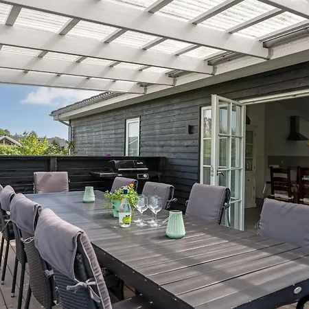 Thala - 500m From The Sea By Interhome Semesterbostad *