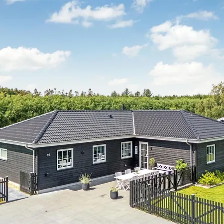 Thala - 500m From The Sea By Interhome *