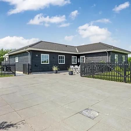 Thala - 500m From The Sea By Interhome Holiday home
